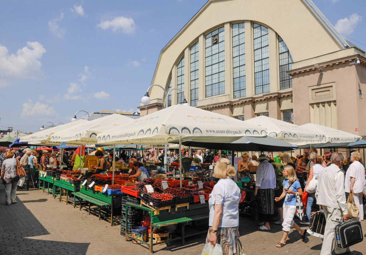 Market activities in summer